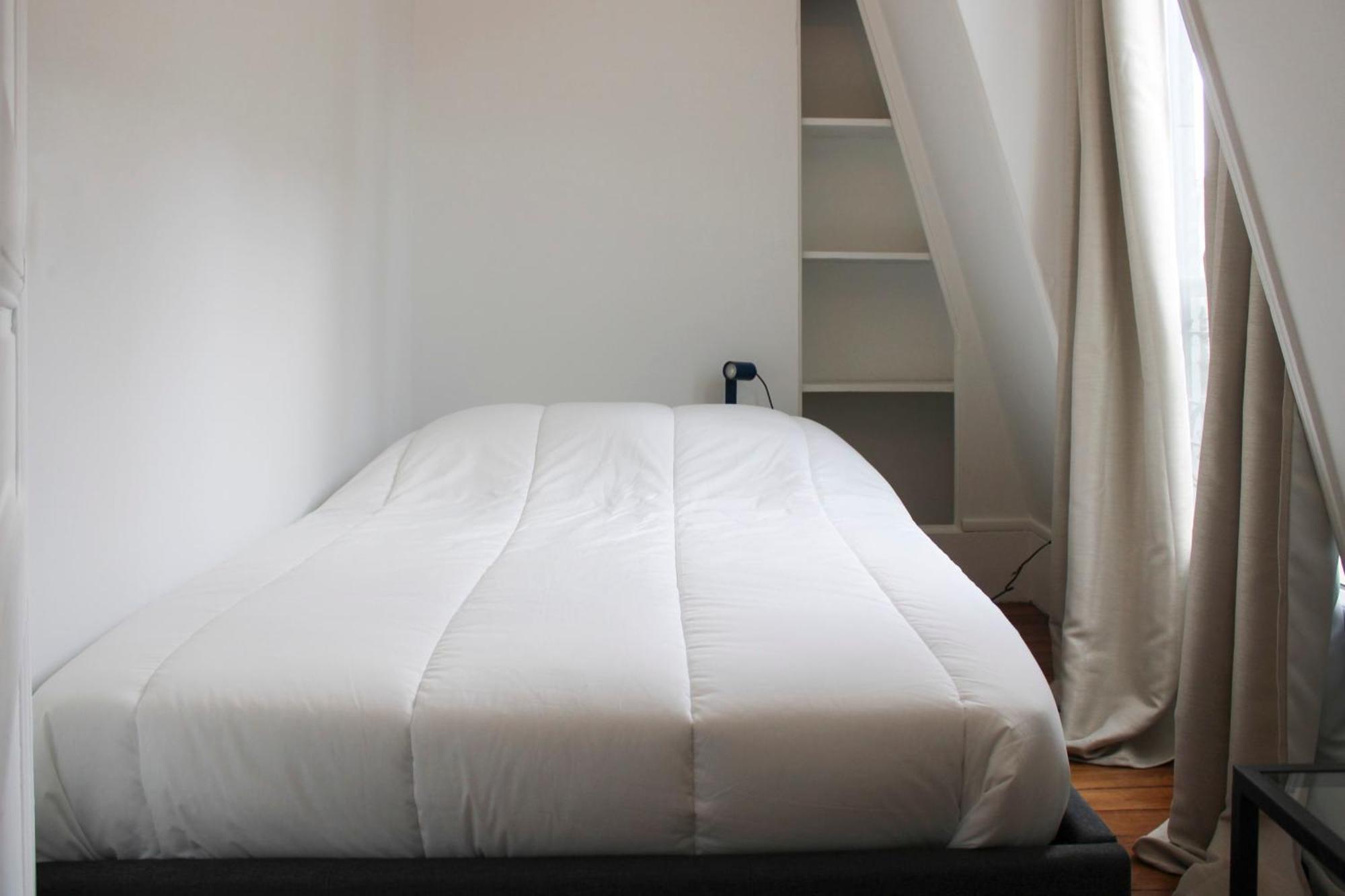 Apartment Charming T3 Near The Promenade Pereire Paris